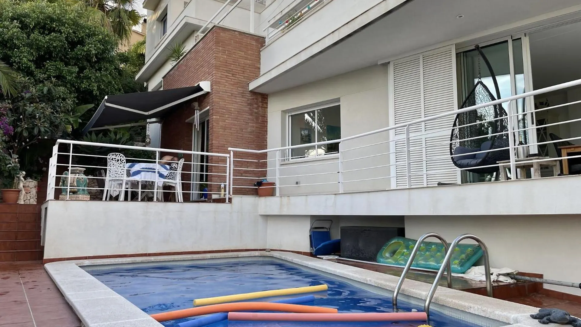 Entire Villa With Pool Sea And Mountain Views Sitges
